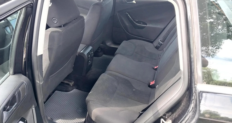 Volkswagen Passat cena 14500 przebieg: 360000, rok produkcji 2005 z Łódź małe 29
